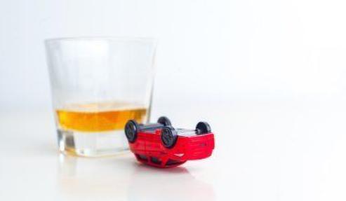 Ben je gedagvaard wegens rijden onder invloed van alcohol of drugs?